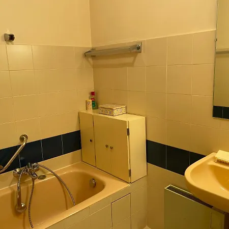 Апартаменти Menton 2 Pieces 4 Personnes Avec Grande Terrasse Au Calme Plage A Pied